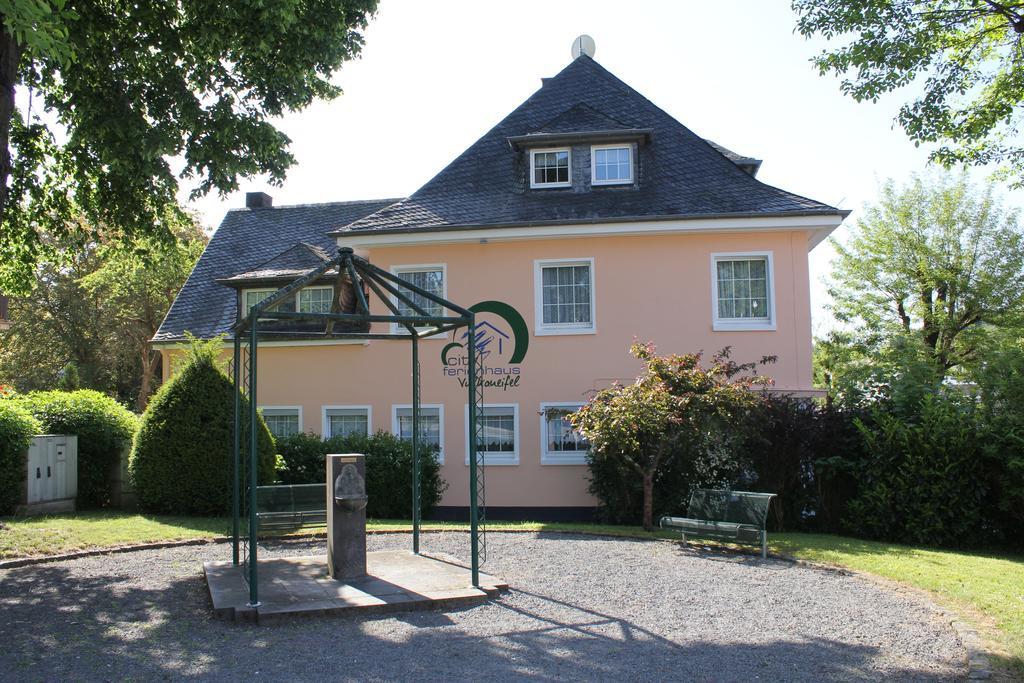 City Ferienhaus Vulkaneifel Villa Daun Szoba fotó